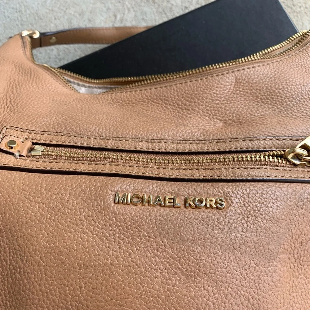Michael Kors Tan Hobo Bag with Gold Zipper